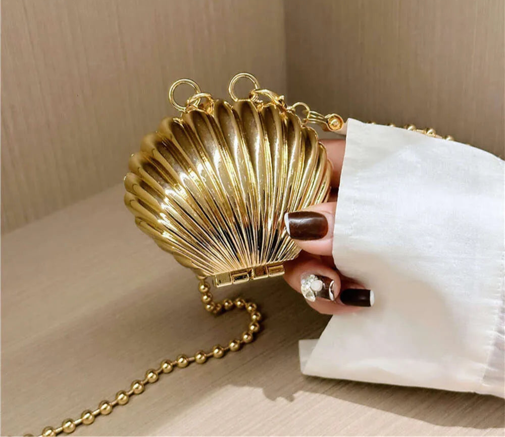 Mini Shell Clutch (Golden)