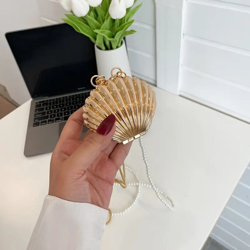 Mini Shell Clutch (Golden)