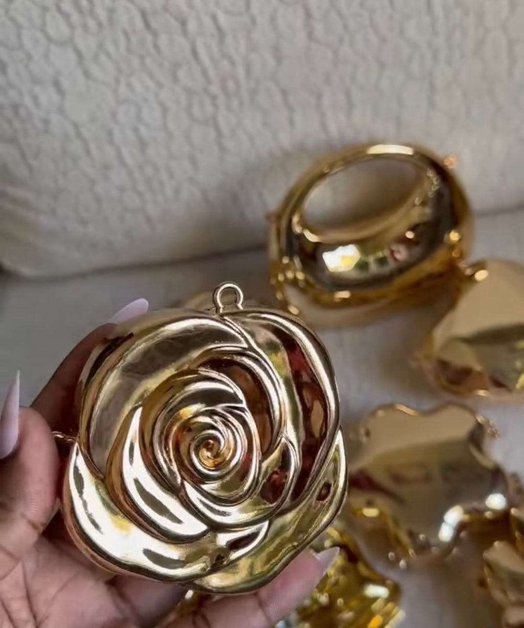 Rose clutch