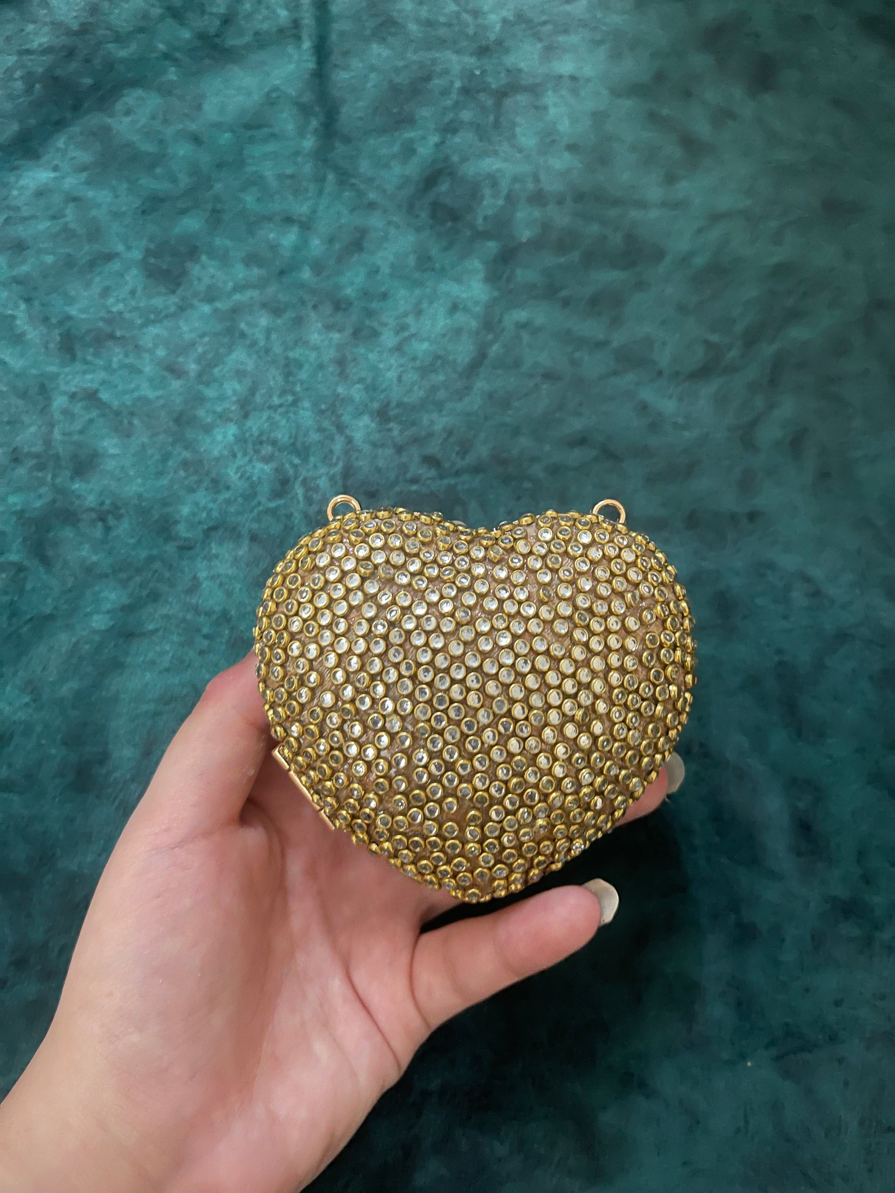 Zaib Kundan clutch