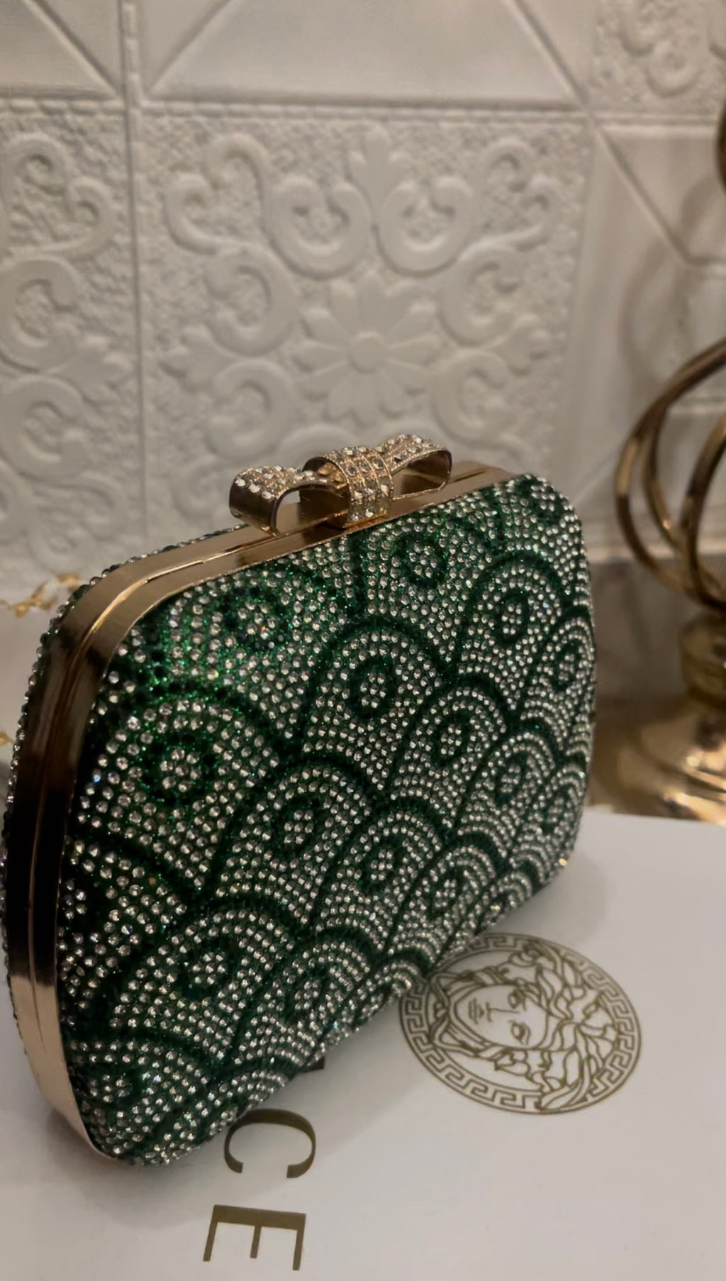 Crystal embellished (emerald green) clutch