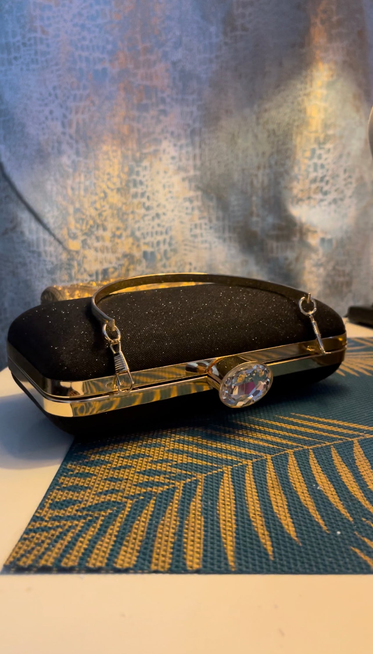 Gleam lux clutch (Black)