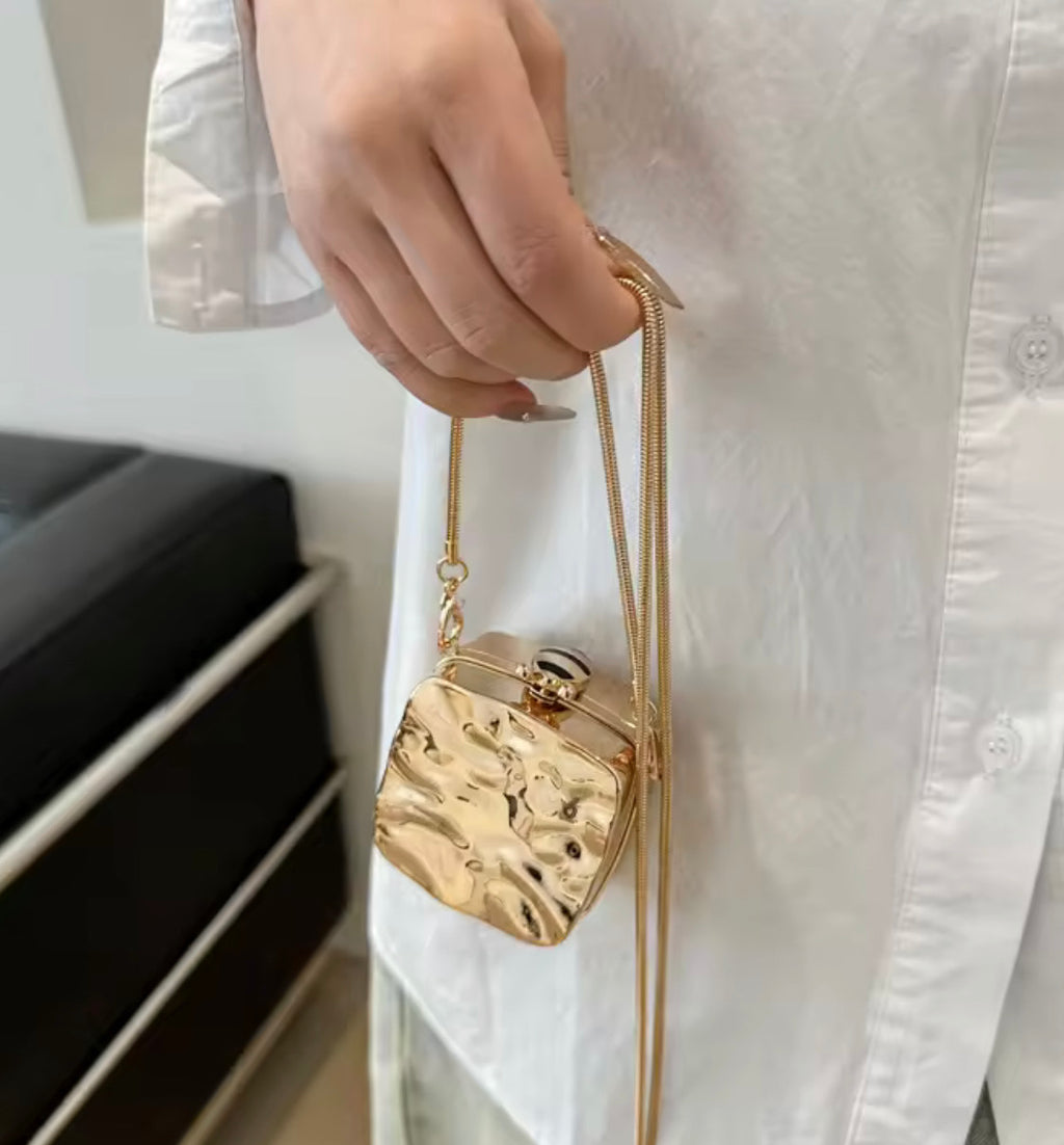 Mini acrylic with metallic finish