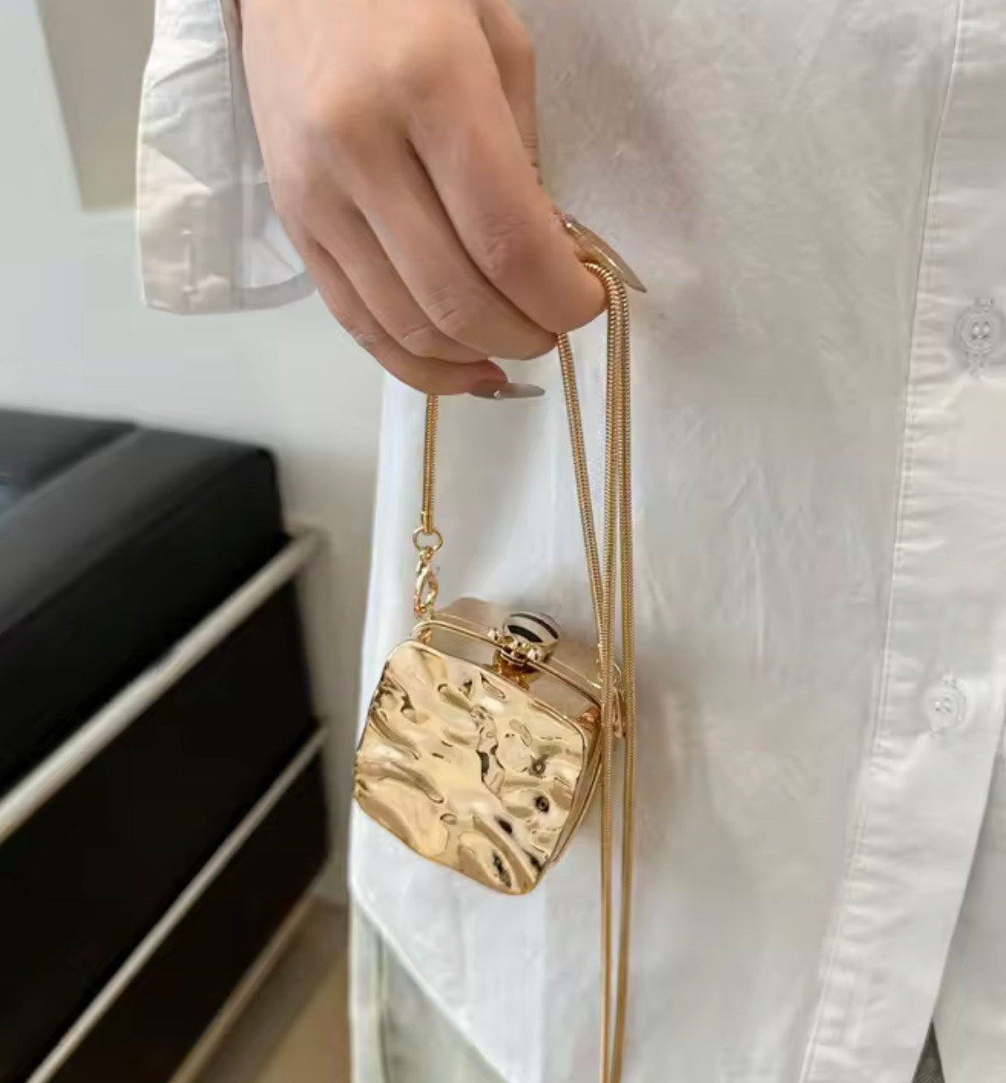 Mini acrylic with metallic finish