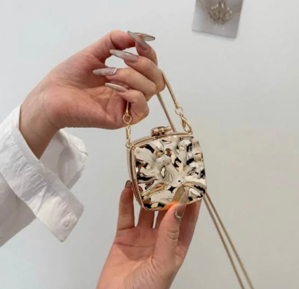 Mini acrylic with metallic finish